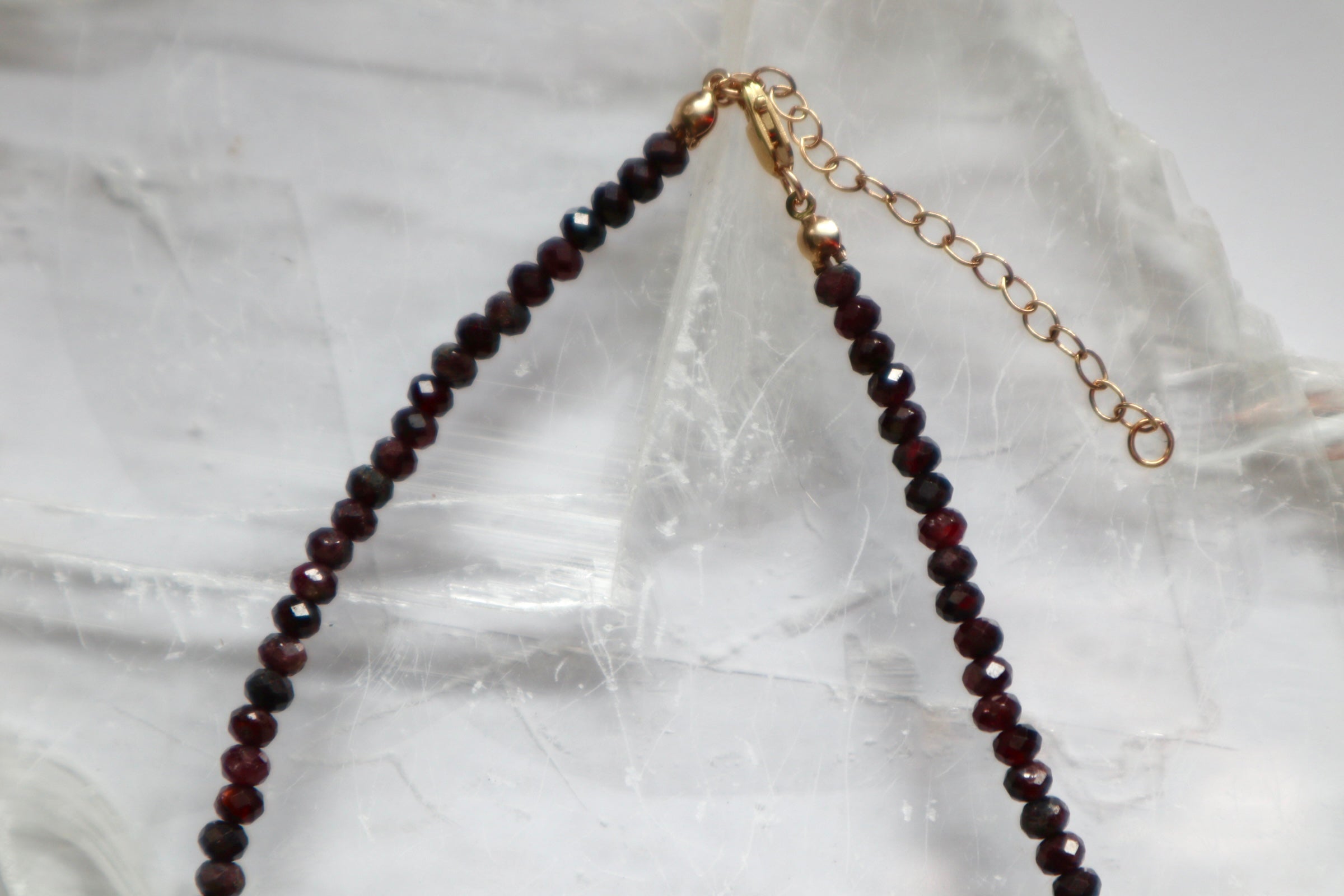 Brenna – Faceted Garnet Necklace
