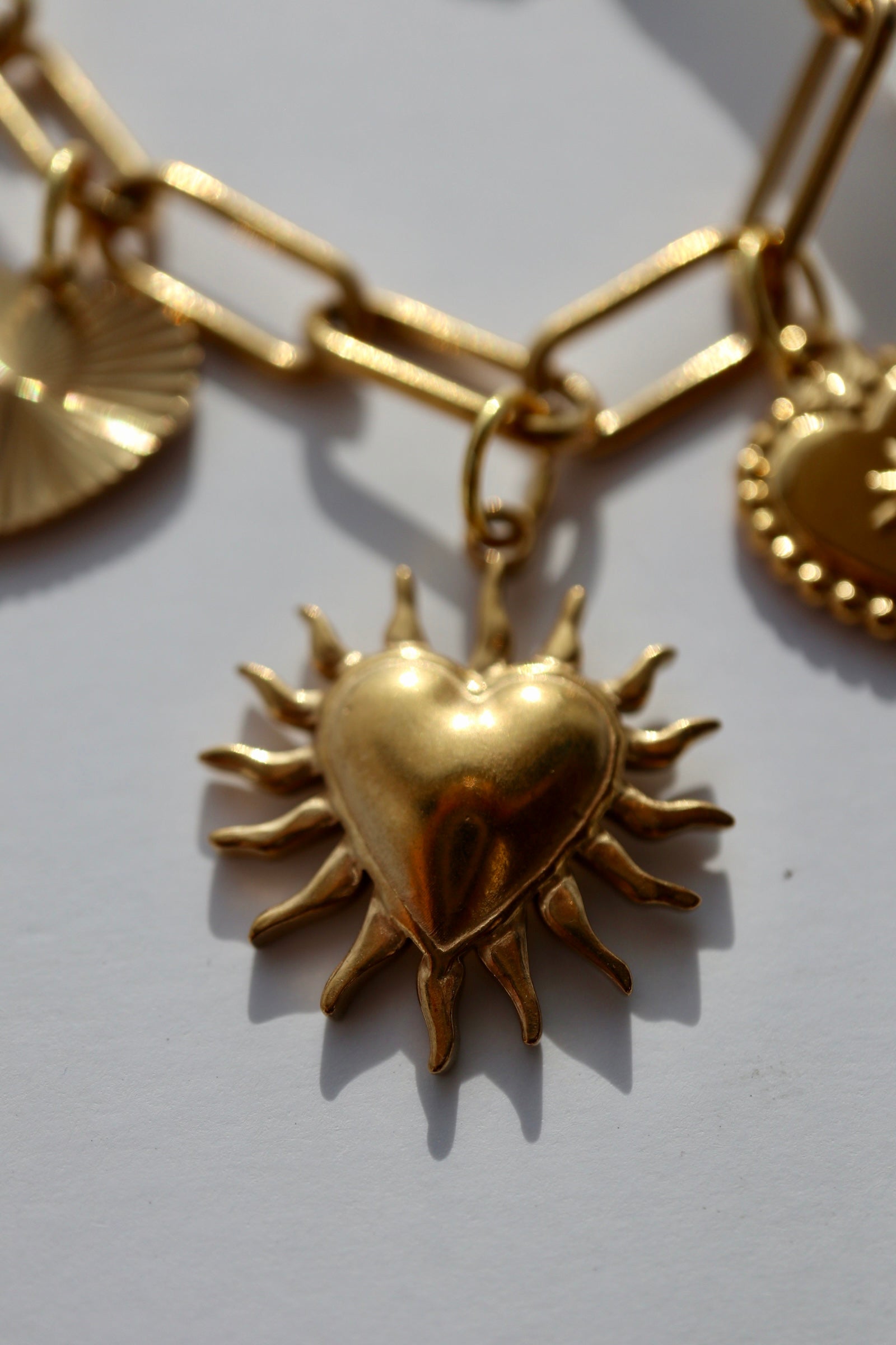 Heartstrong – Gold Paperclip Chain Necklace with Heart Charms