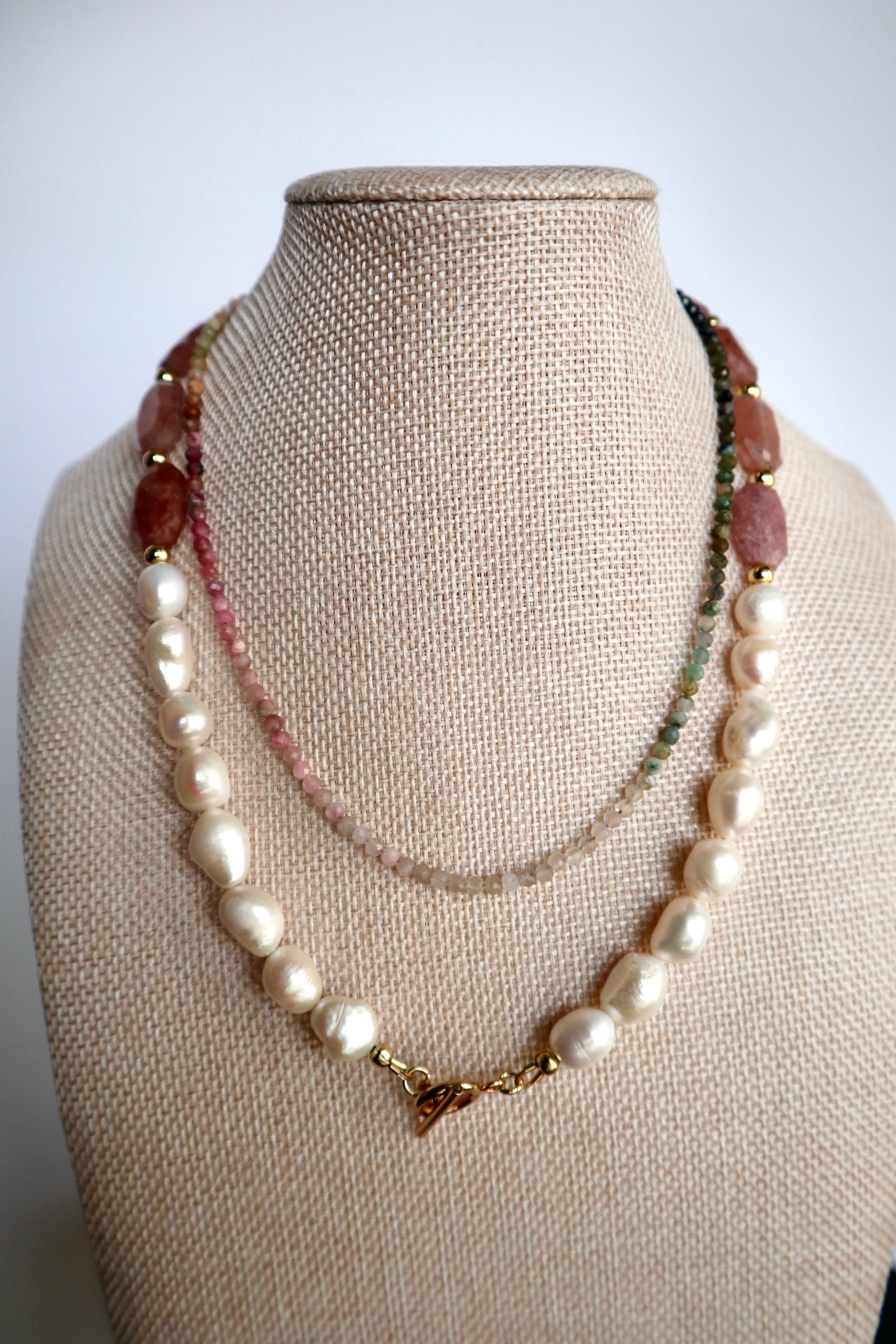 Azurea Blush – Strawberry Quartz & Pearl Necklace