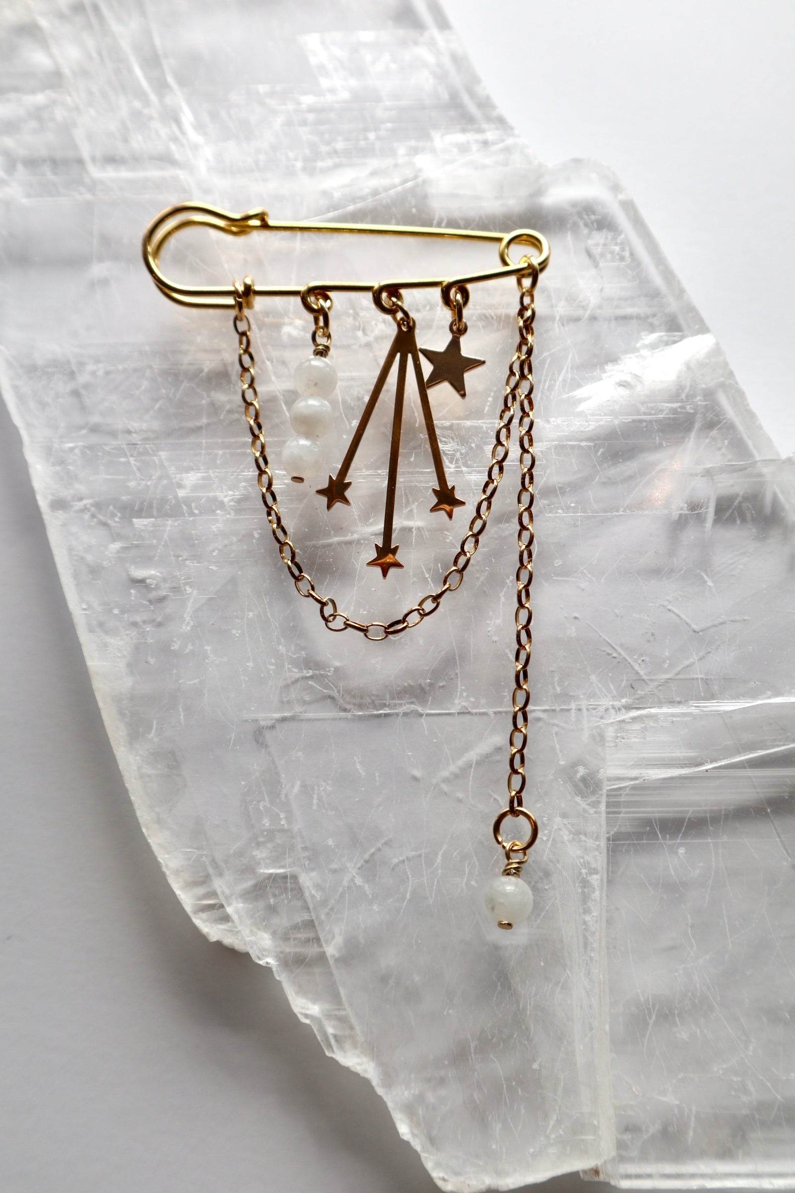 Stellune – Rainbow Moonstone Celestial Gold Pin Brooch