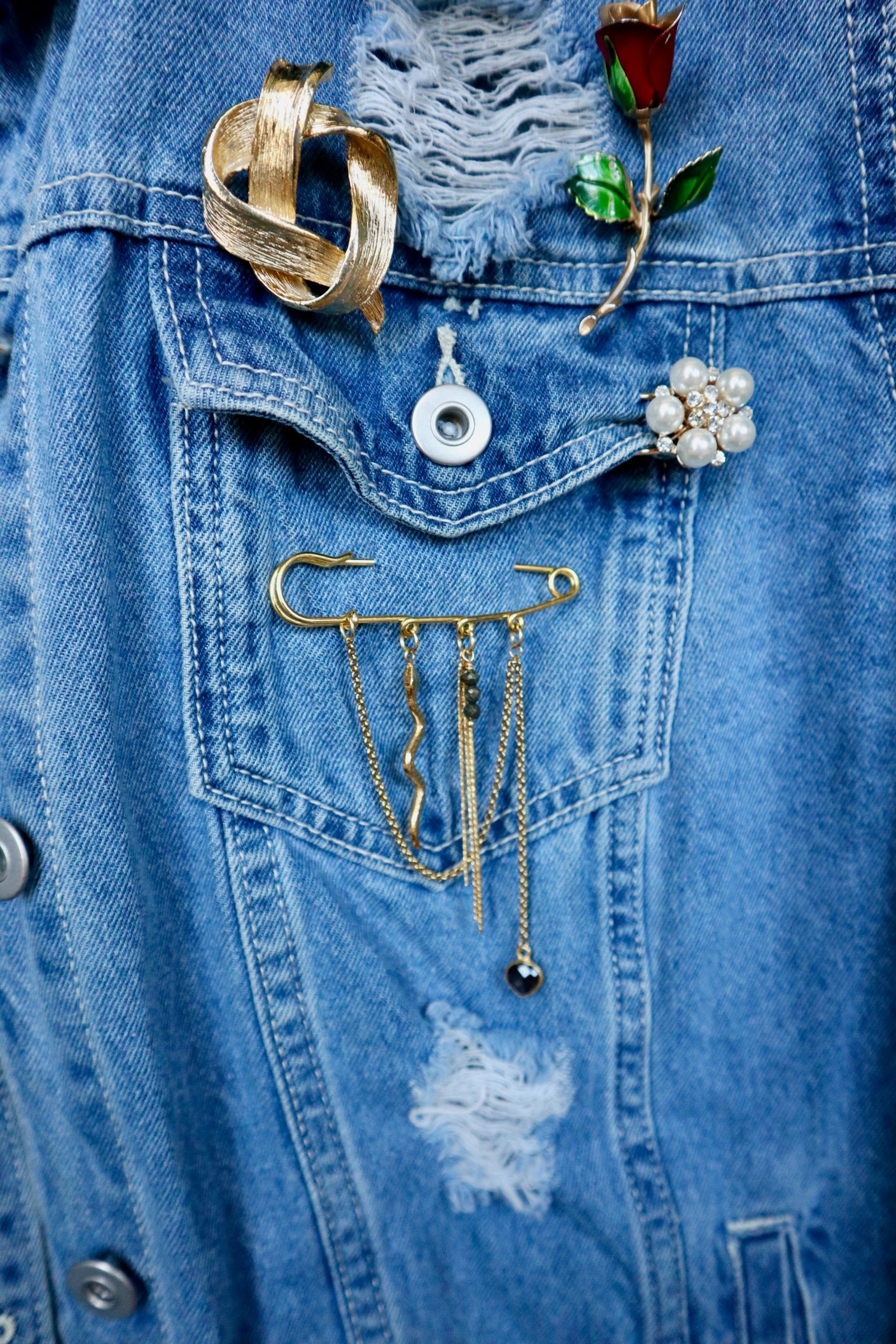 Orvane – Smoky Quartz & Snake Charm Pin Brooch